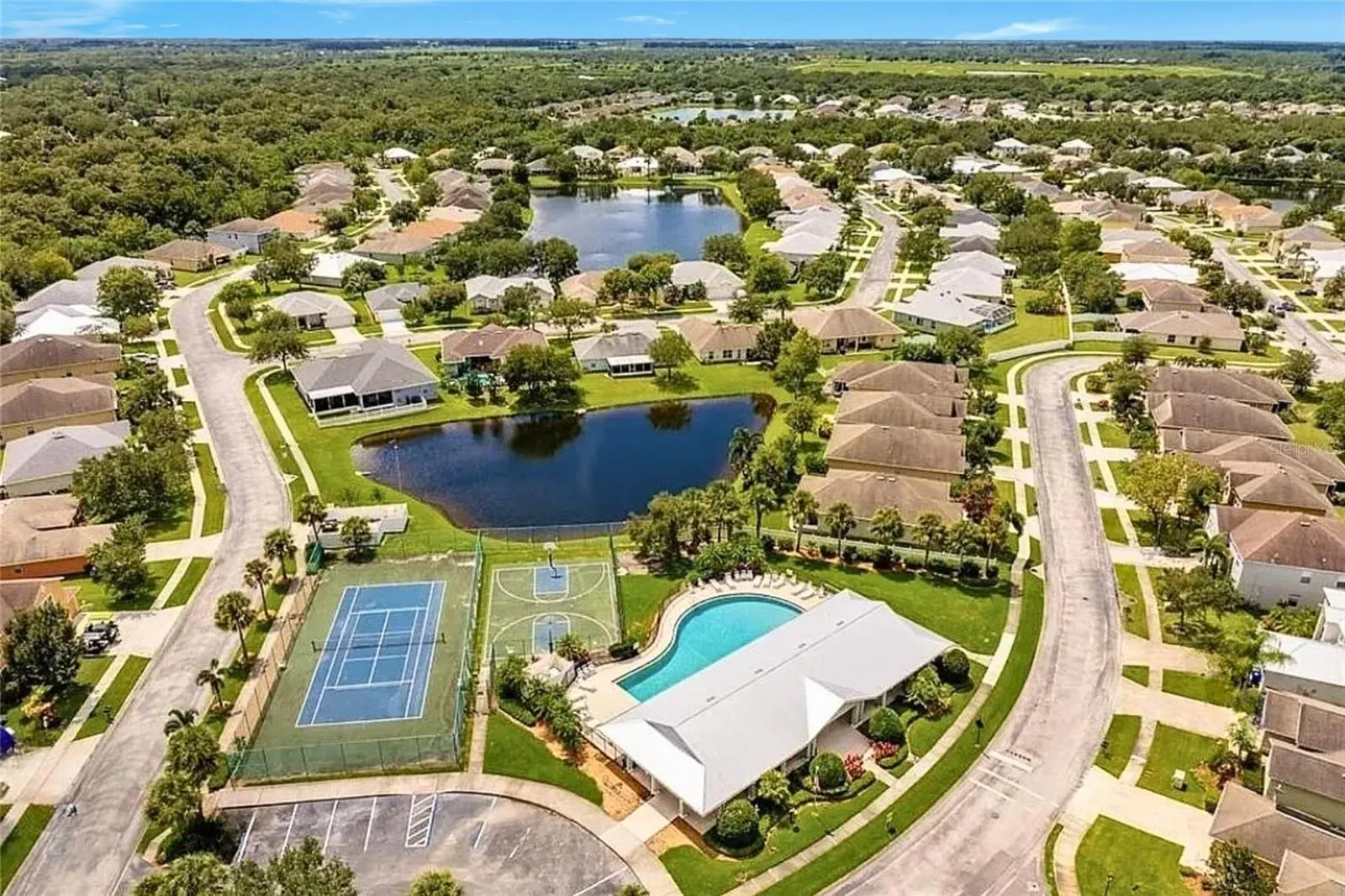 216 STONY POINT DR