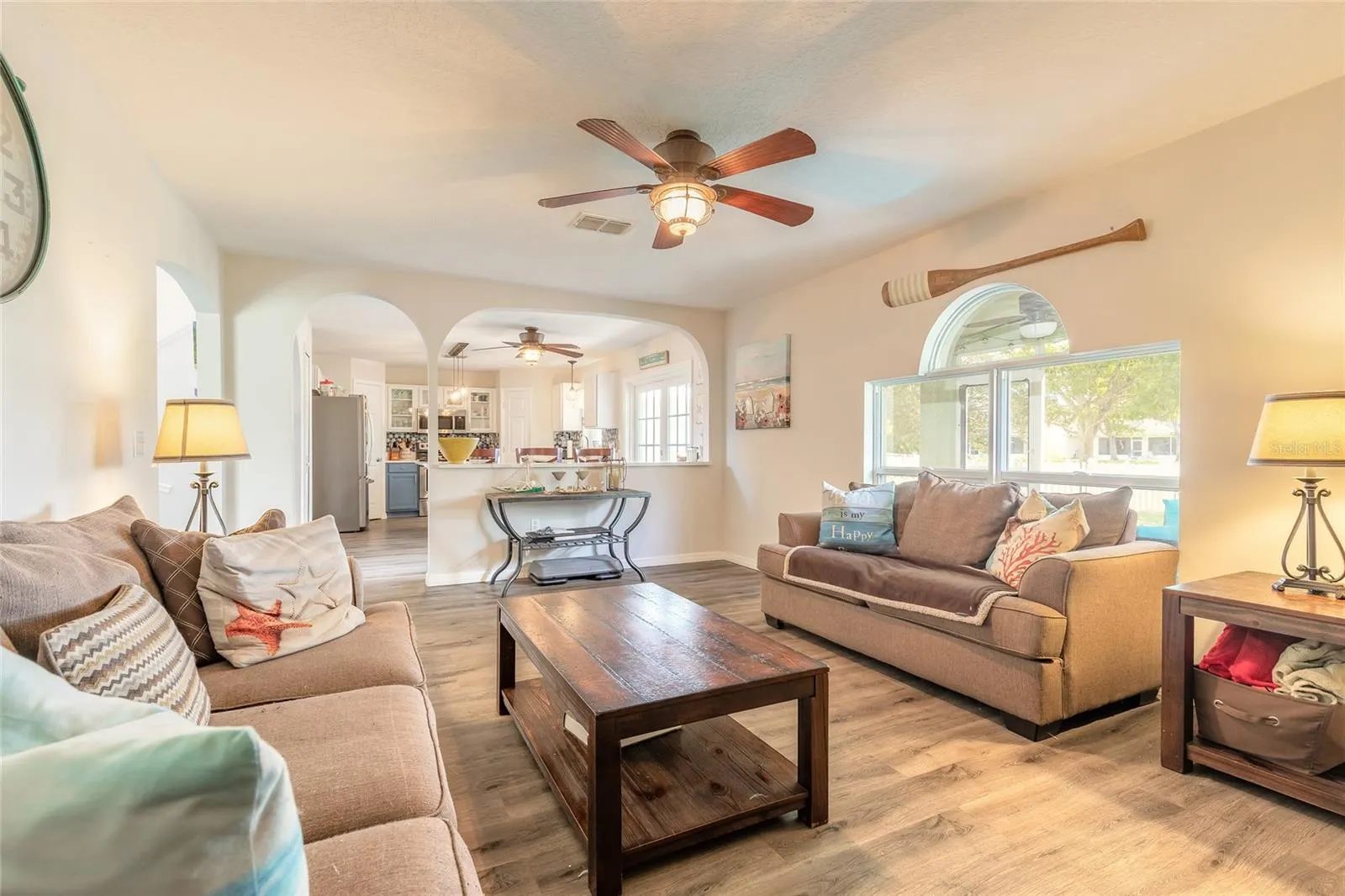 216 STONY POINT DR