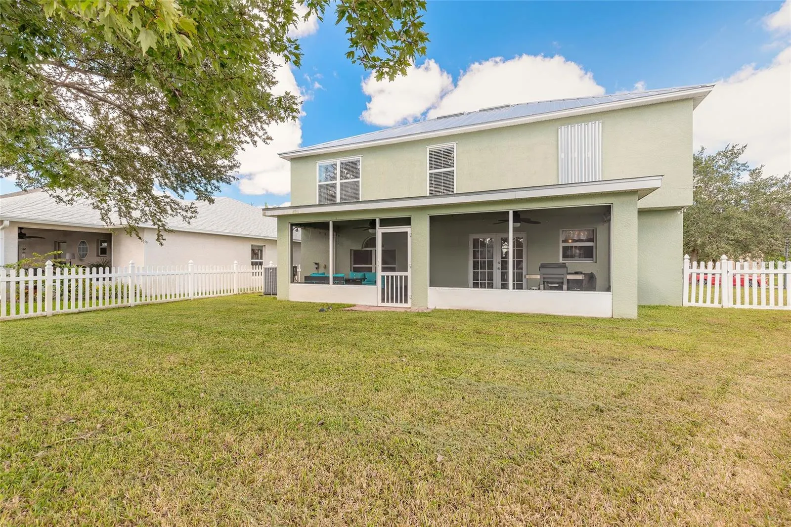 216 STONY POINT DR