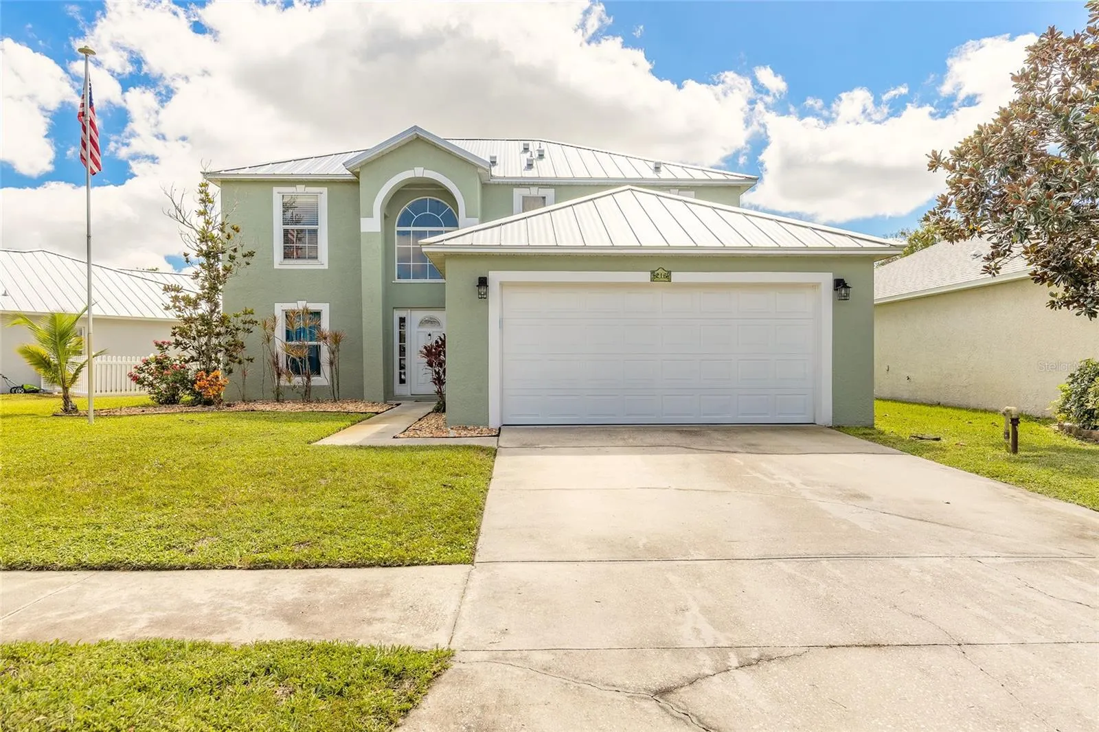 216 STONY POINT DR