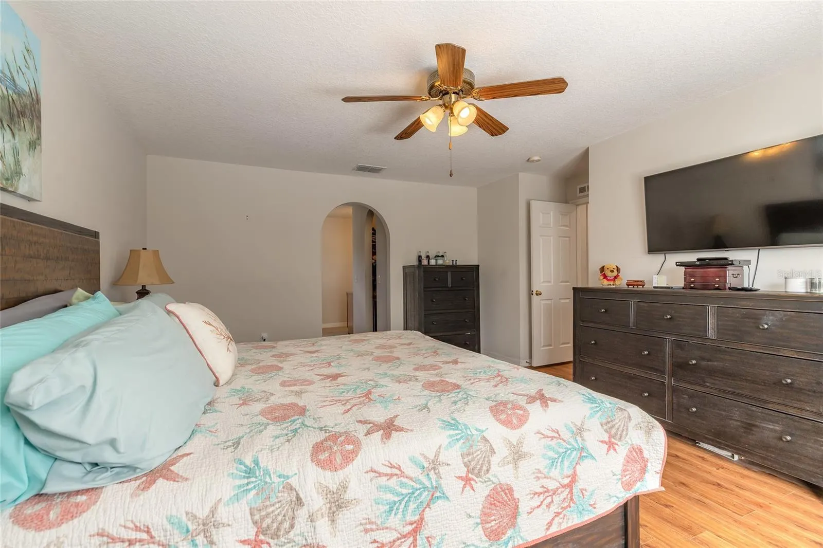 216 STONY POINT DR