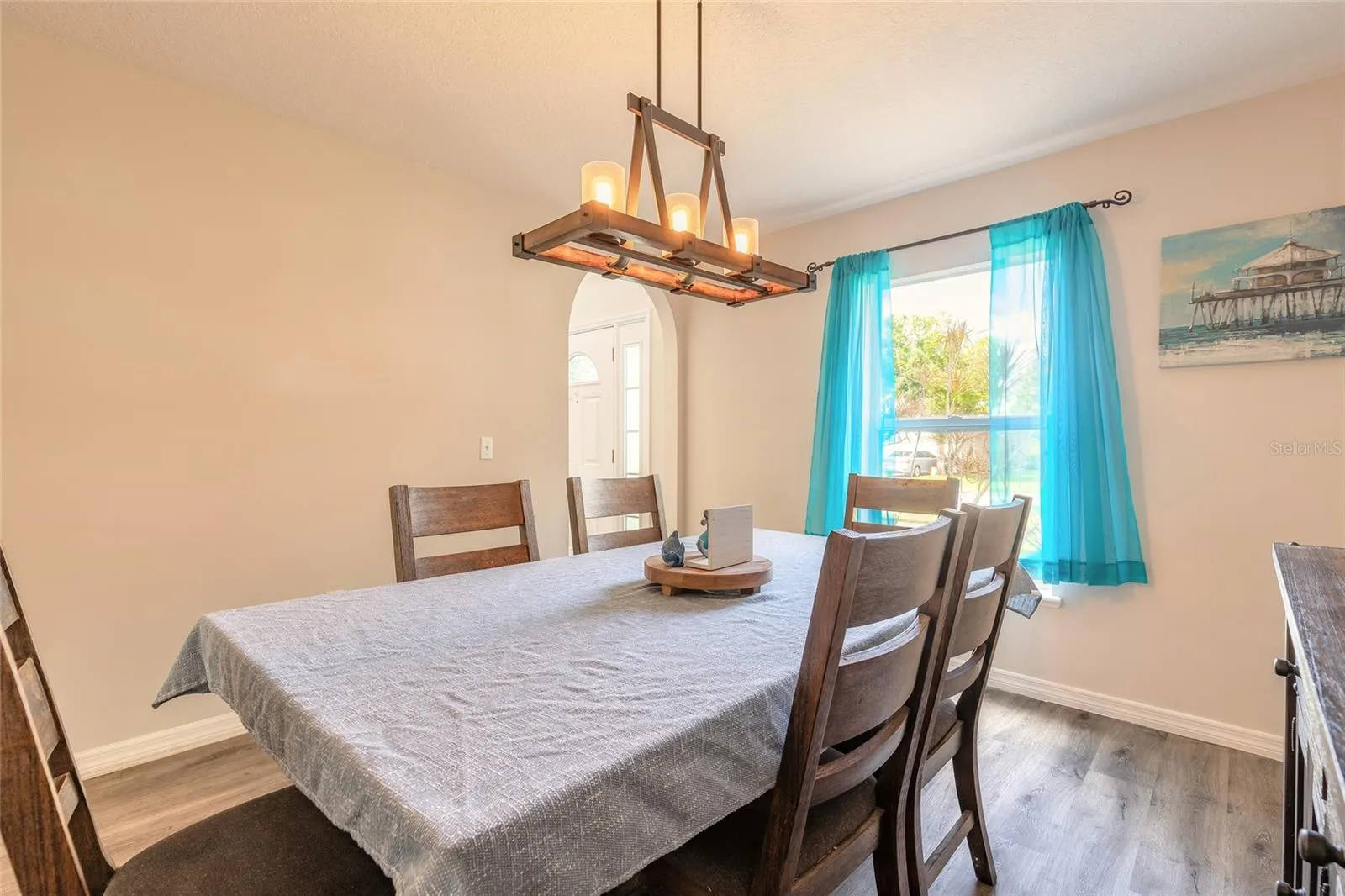216 STONY POINT DR