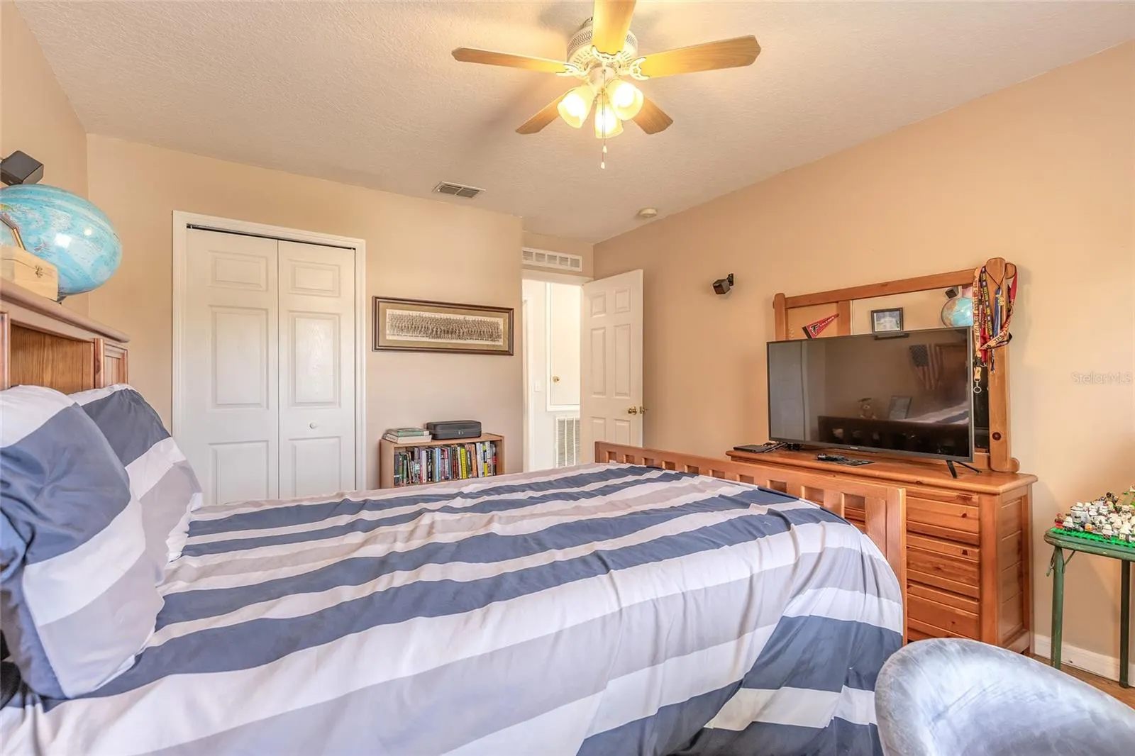 216 STONY POINT DR