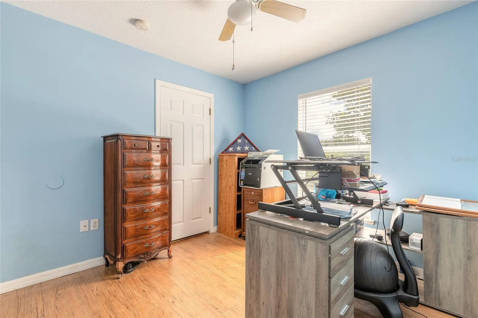 216 STONY POINT DR