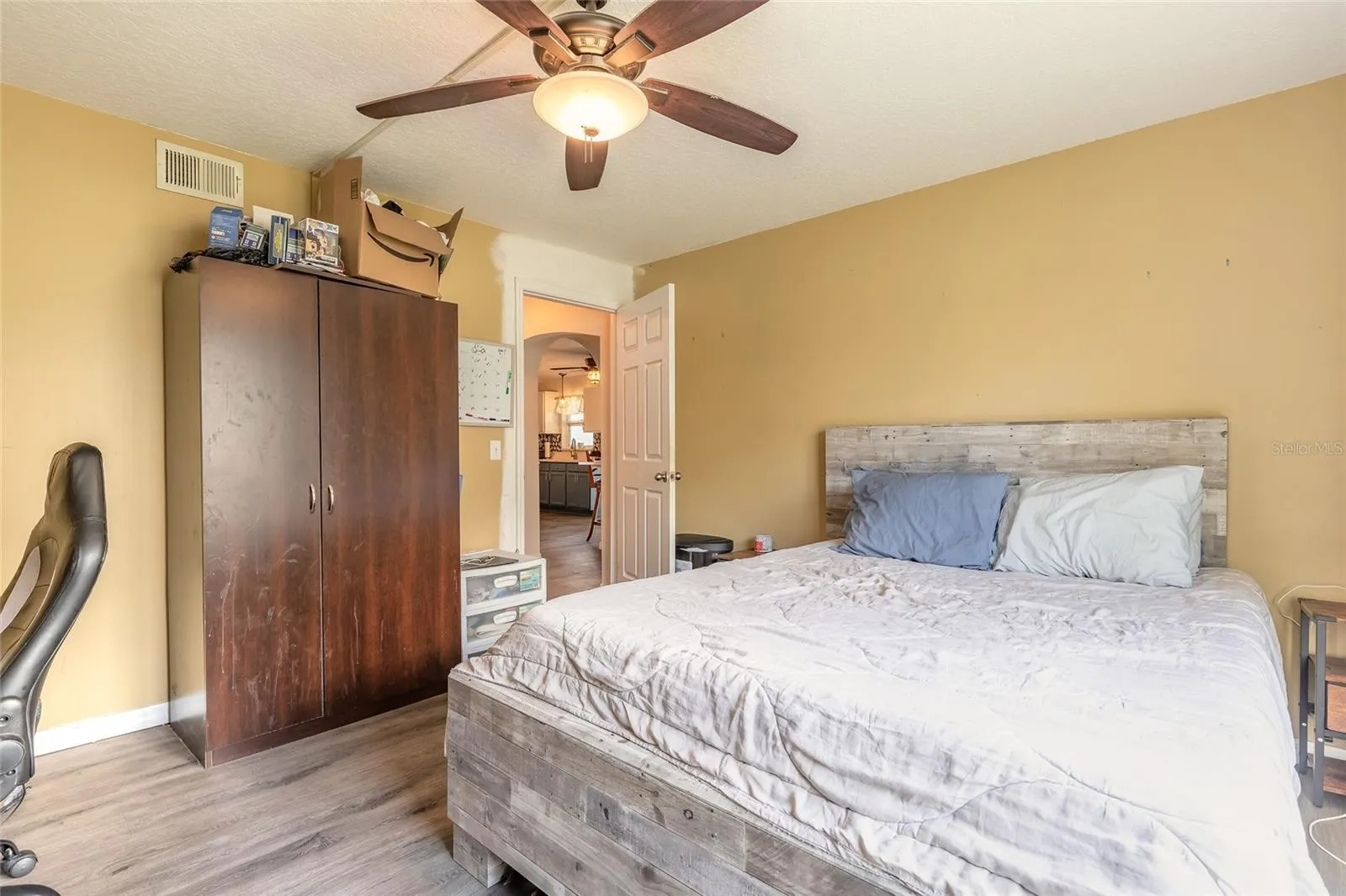 216 STONY POINT DR