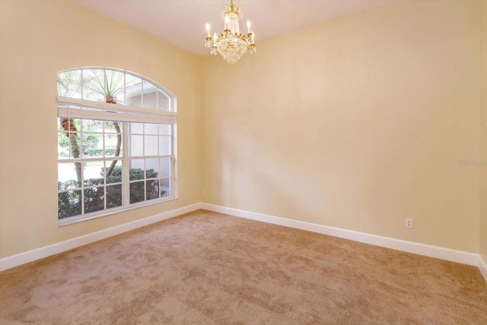 14017 SIERRA VISTA DR