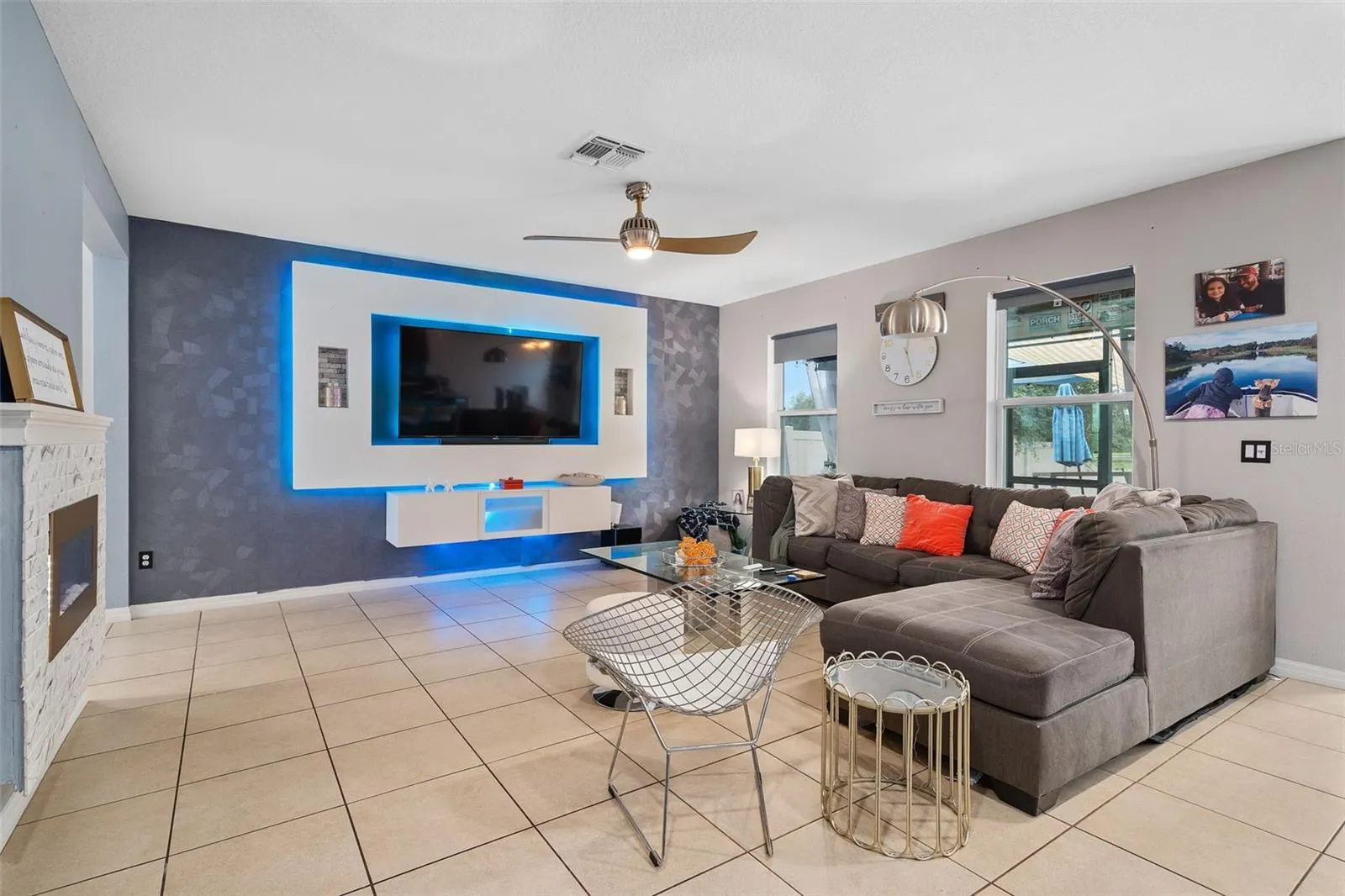3209 TURRET DR