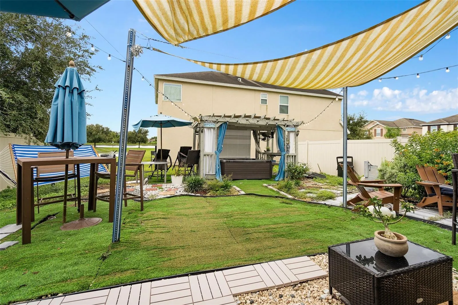 3209 TURRET DR