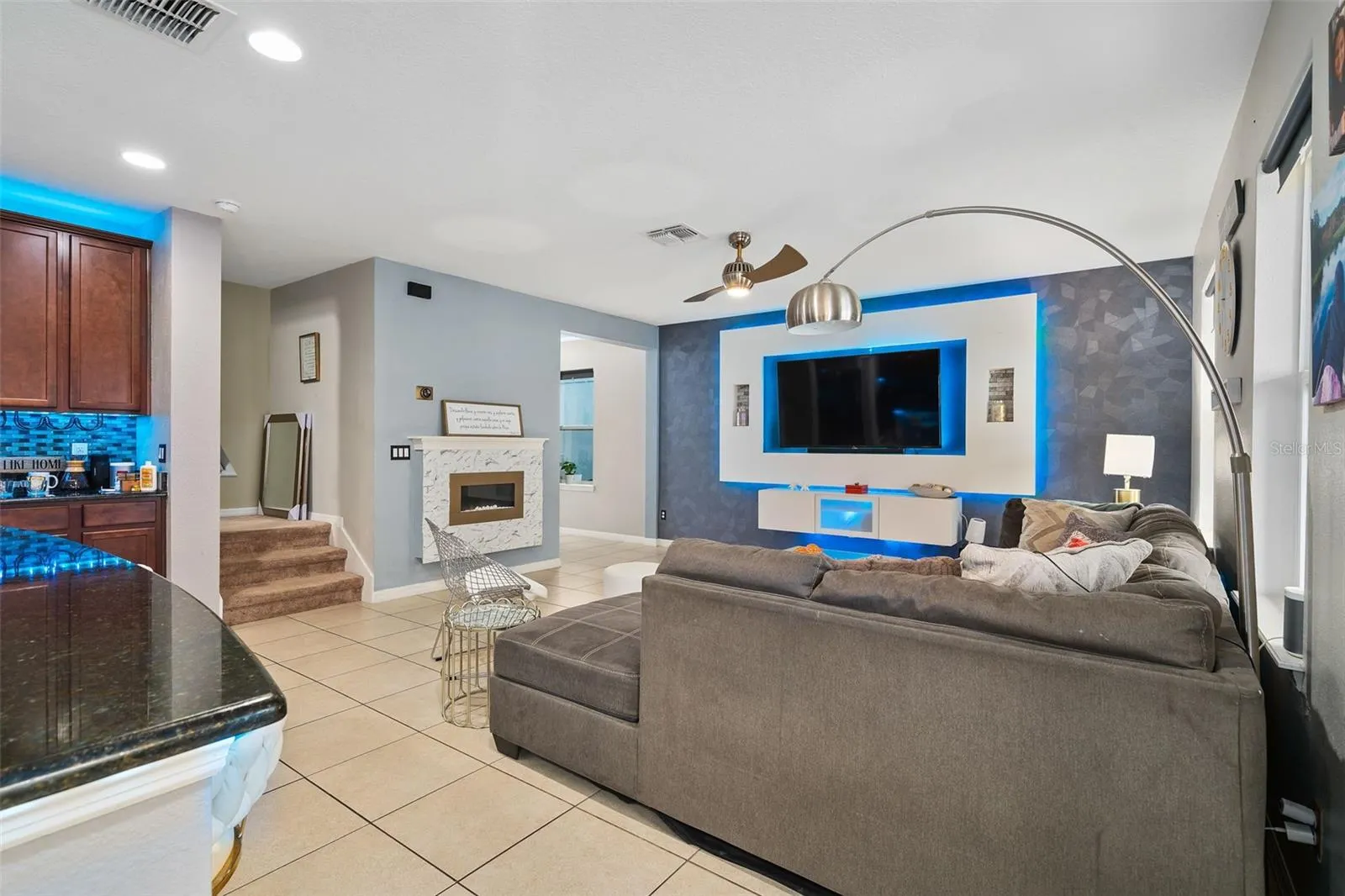3209 TURRET DR