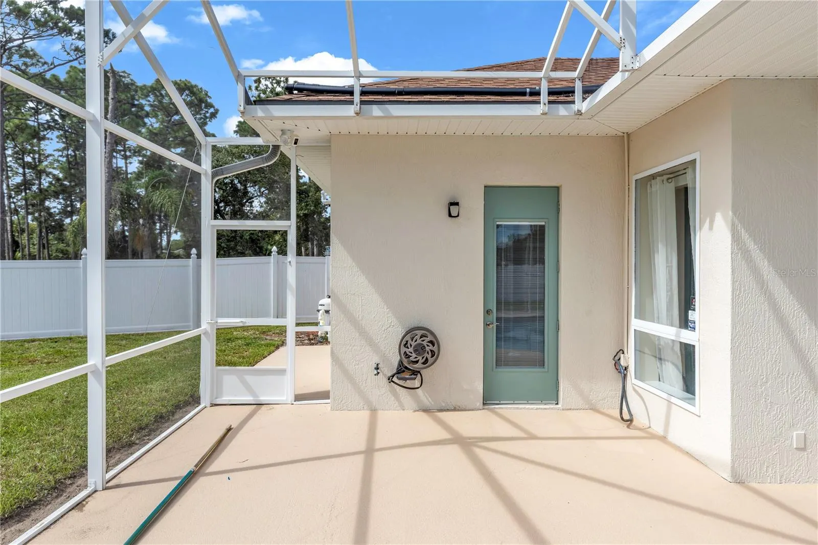 105 ALEXANDRA WOODS DR