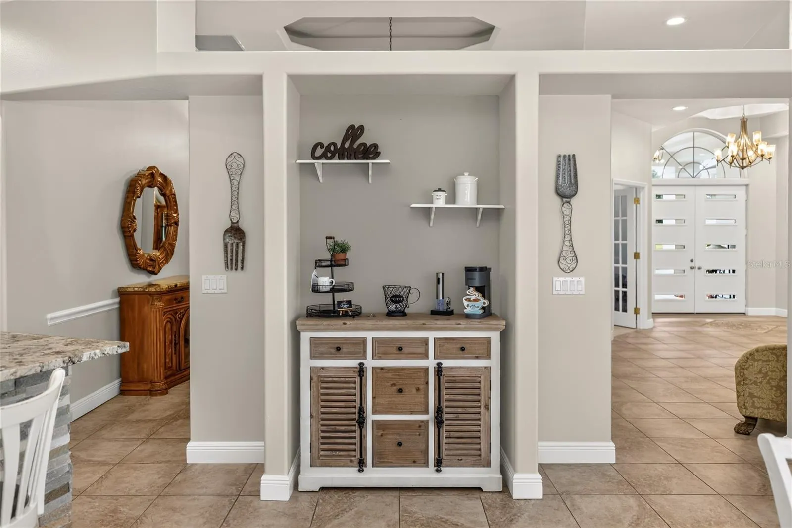 105 ALEXANDRA WOODS DR