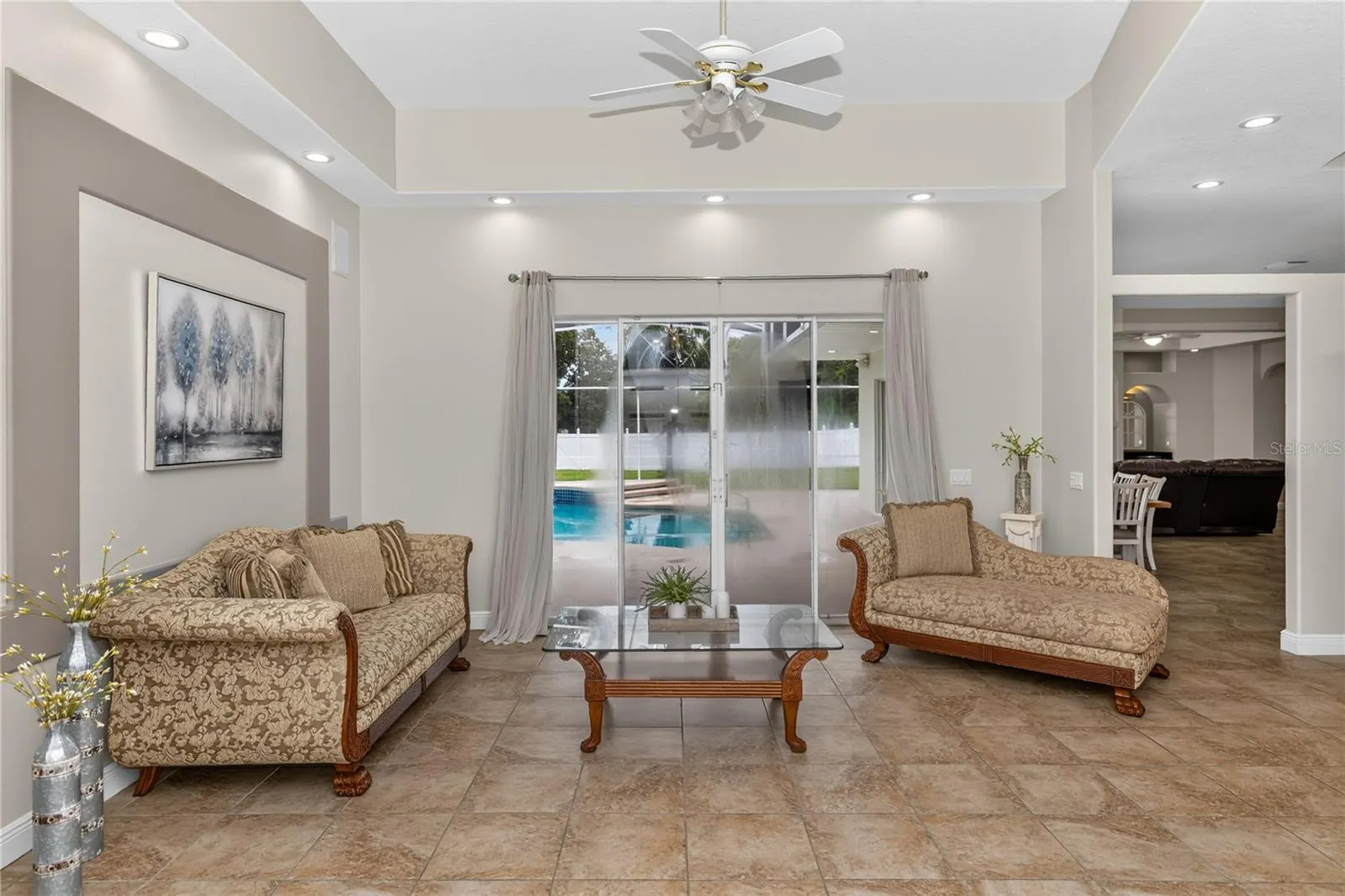 105 ALEXANDRA WOODS DR