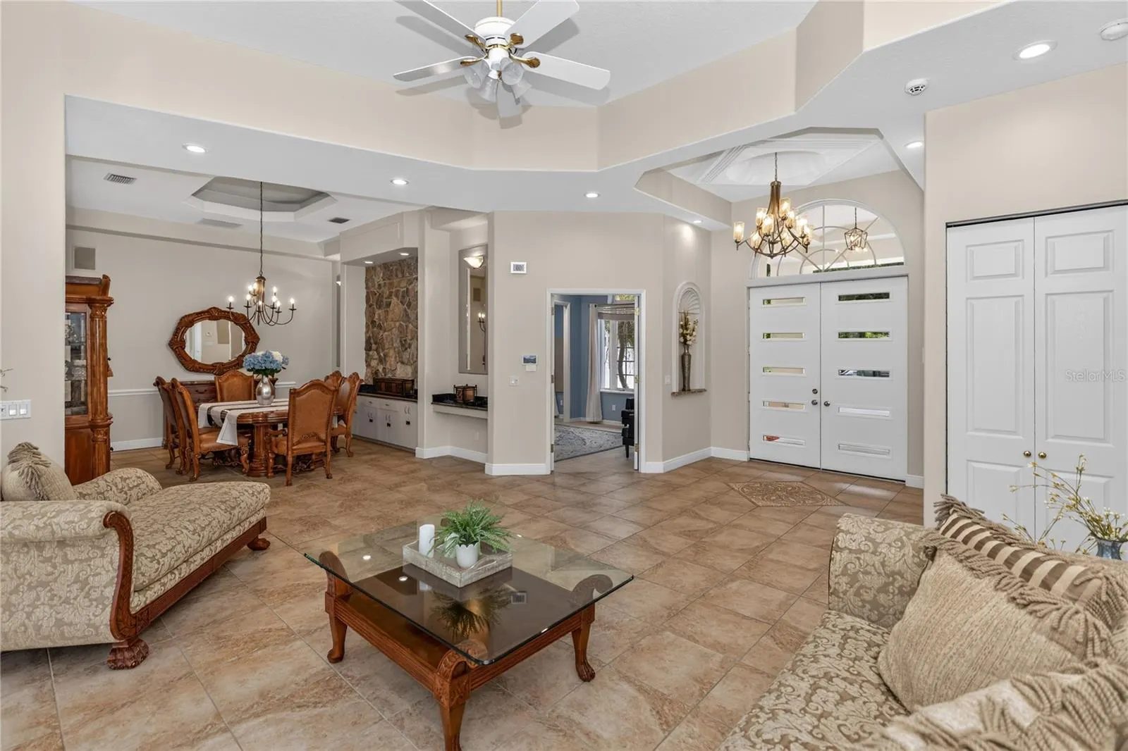 105 ALEXANDRA WOODS DR