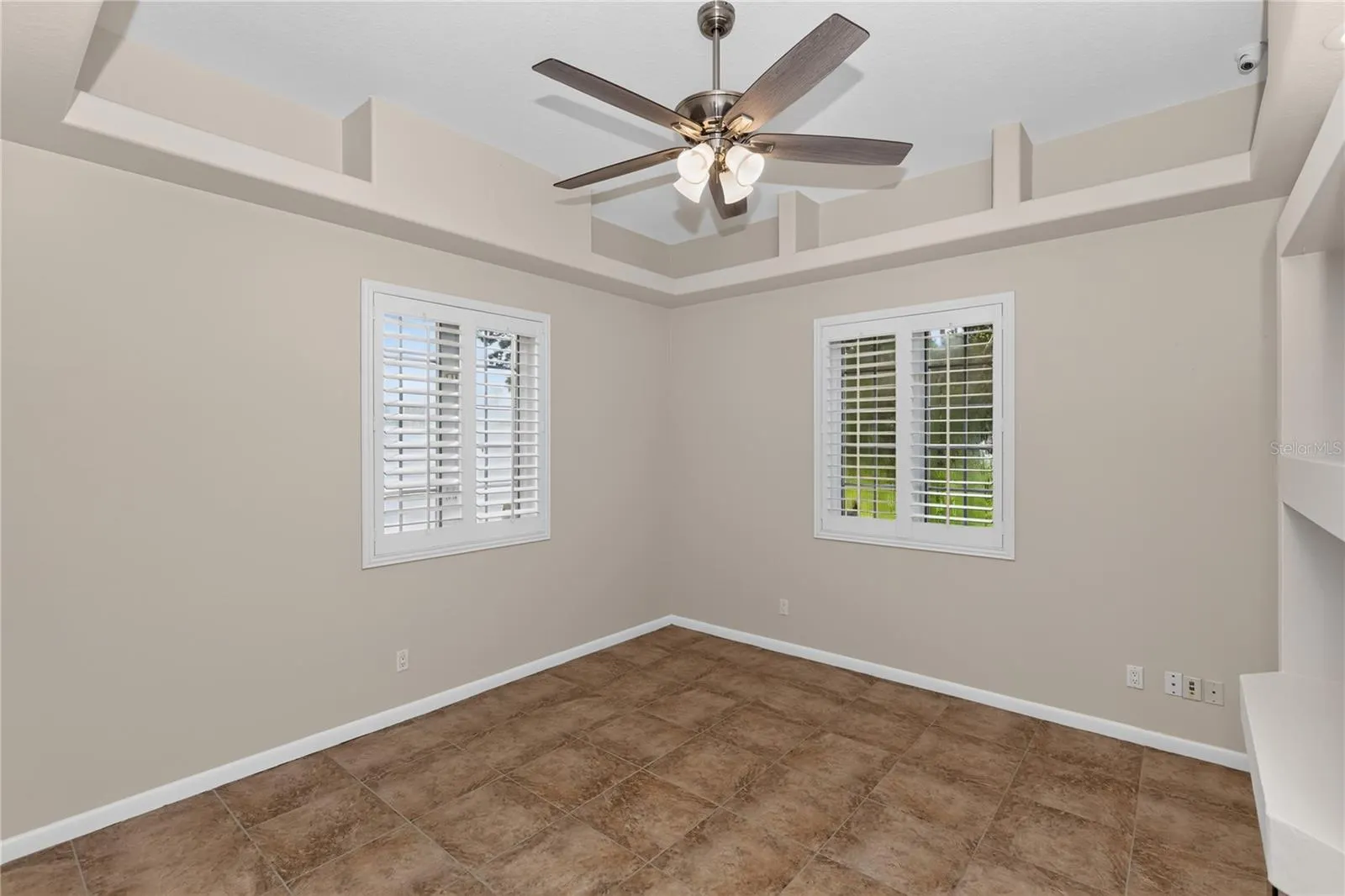 105 ALEXANDRA WOODS DR