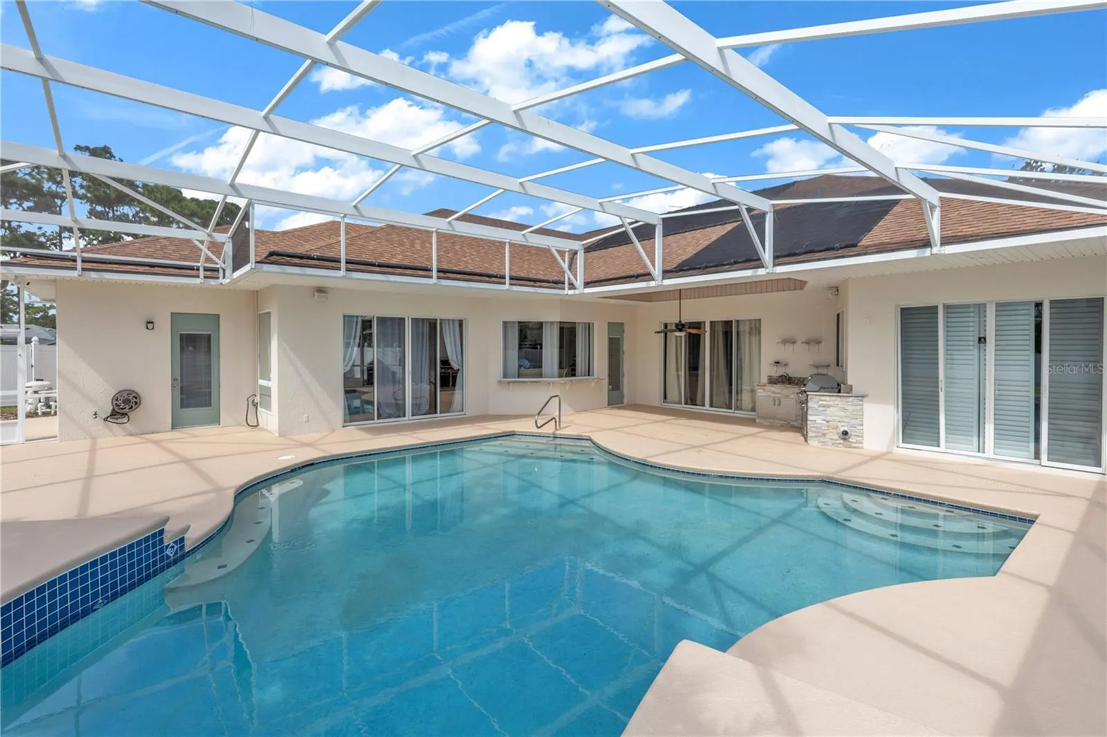 105 ALEXANDRA WOODS DR
