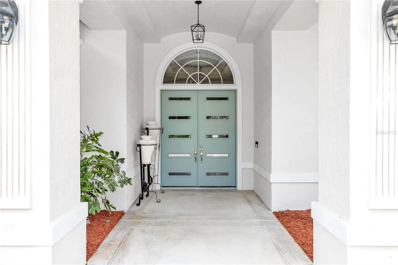 105 ALEXANDRA WOODS DR