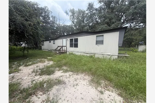 205 LITTLE STAR RD
