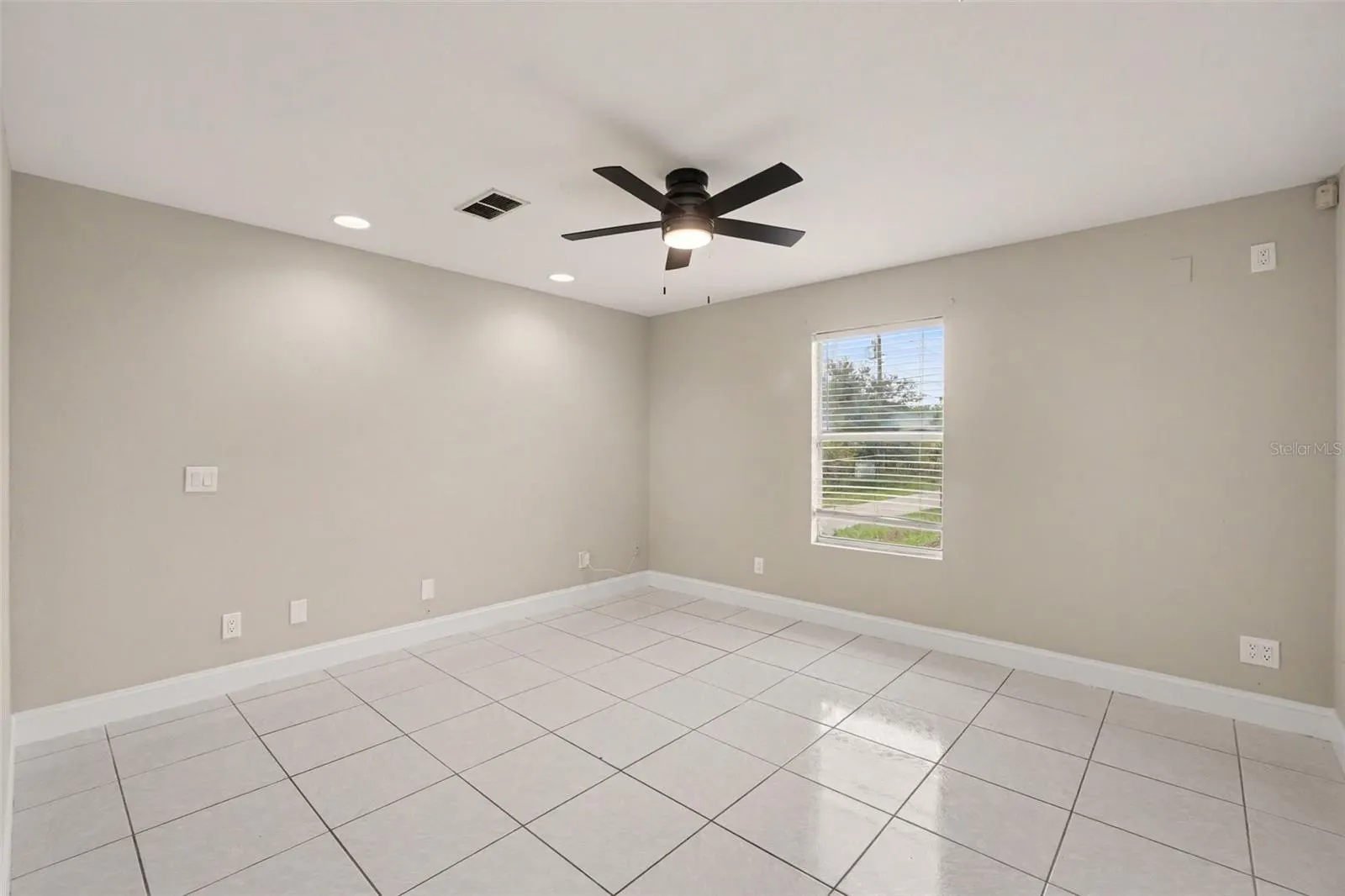 4280 RANDALL BLVD