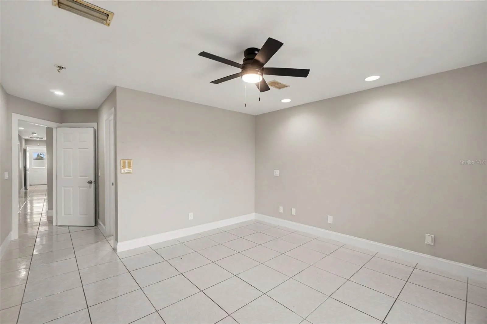 4280 RANDALL BLVD