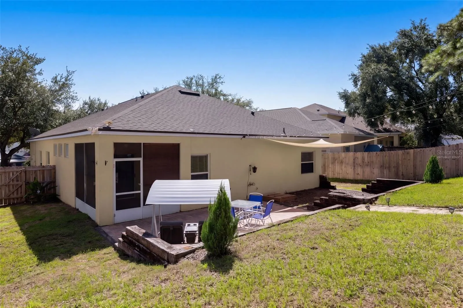 1416 LONGVILLE CIR