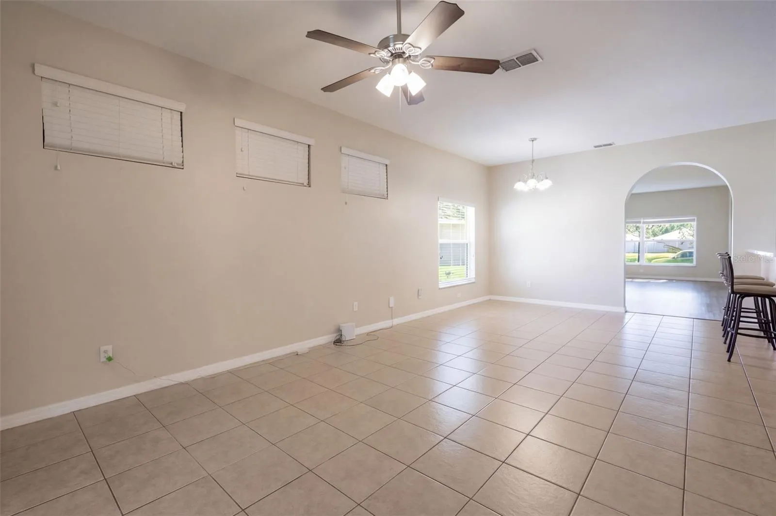 1416 LONGVILLE CIR