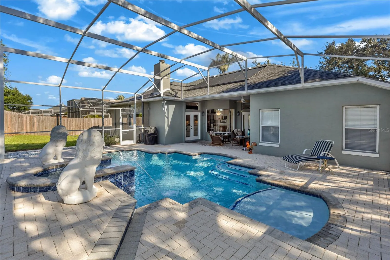 313 HAMPTON HILLS CT