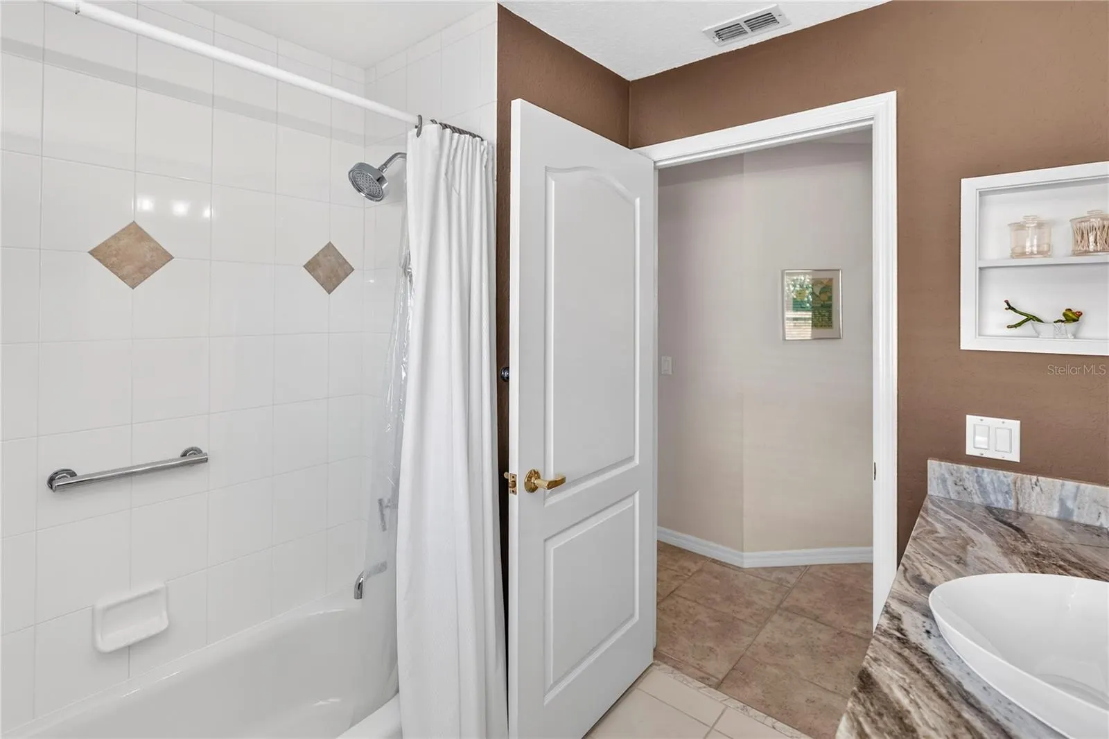 313 HAMPTON HILLS CT