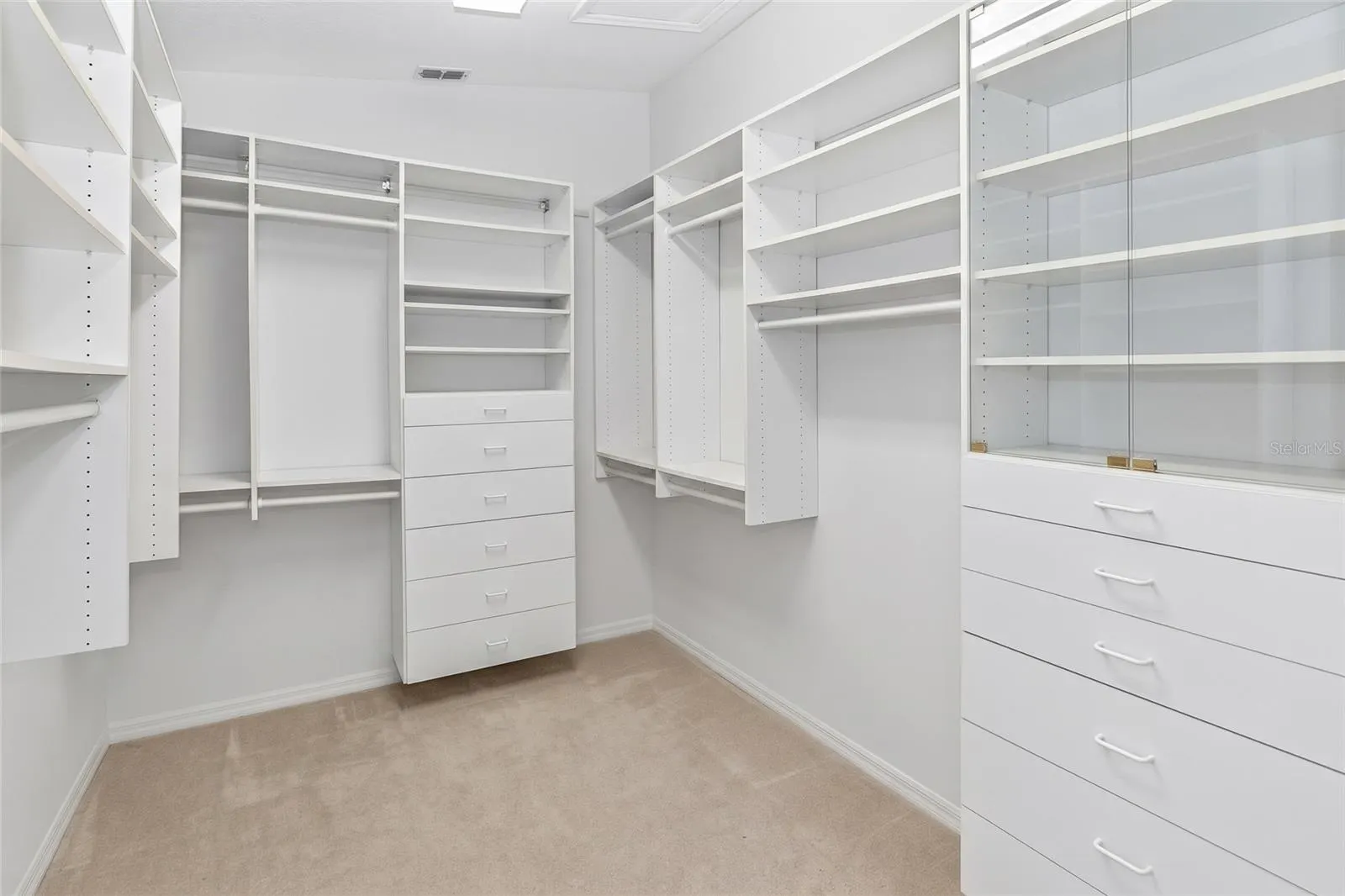 313 HAMPTON HILLS CT
