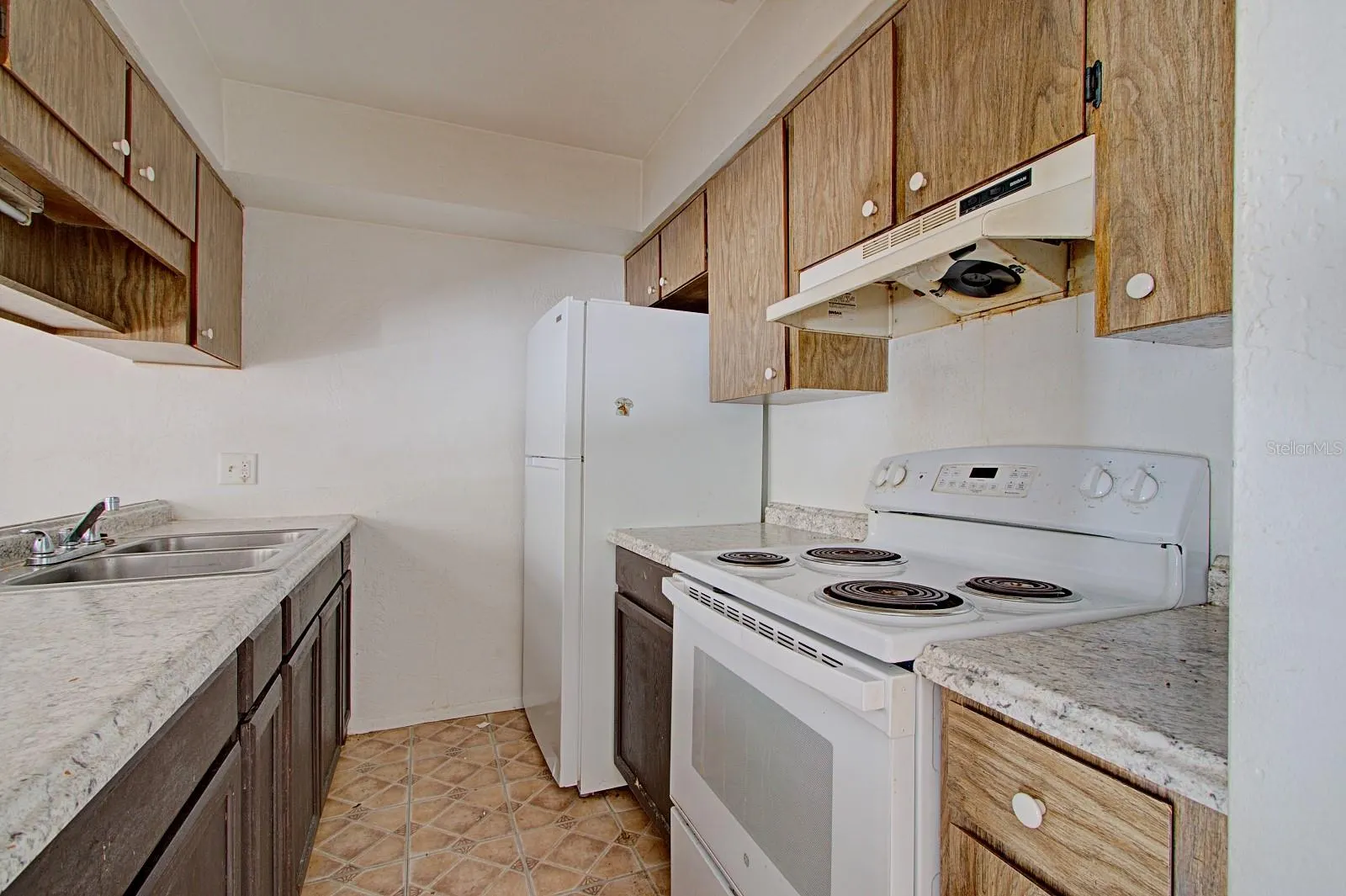 830 N CLAKE ST #2 #2