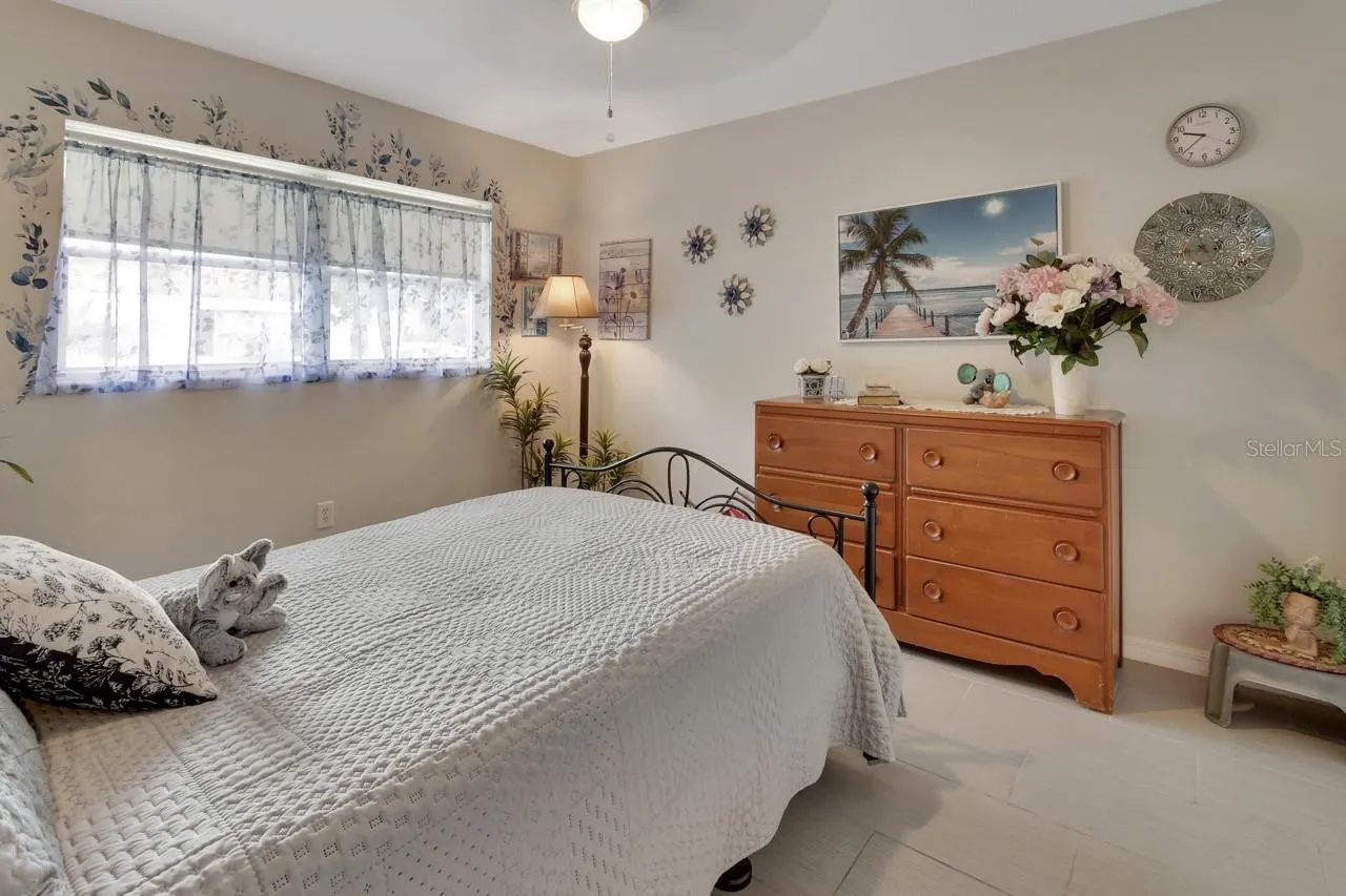 713 E MICHIGAN AVE #B #B