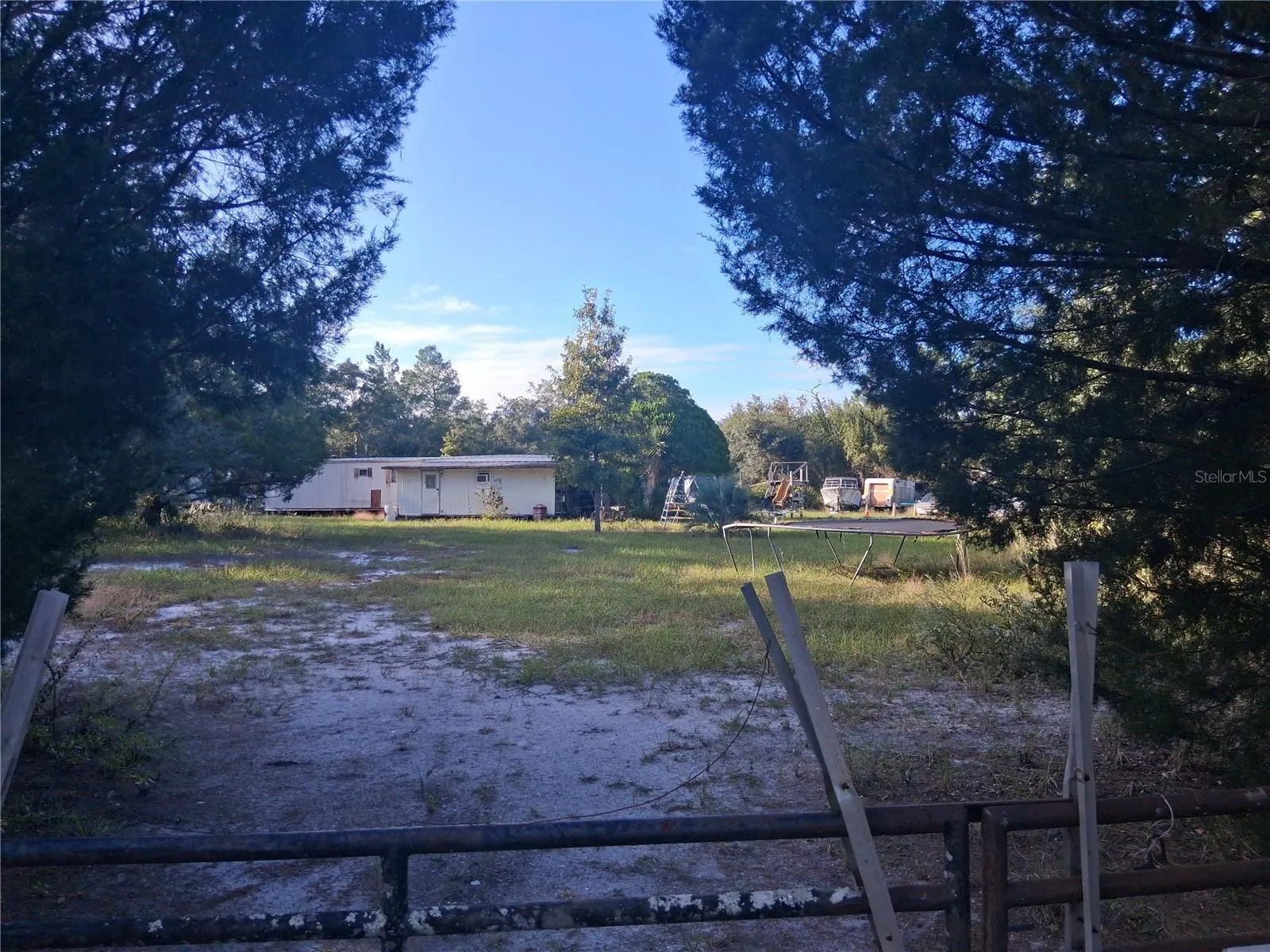 1875 ALAMEDA DR