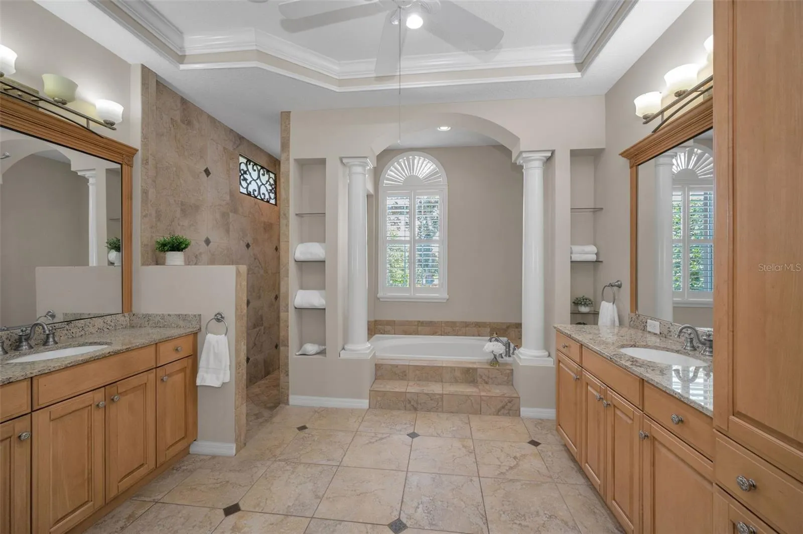 1227 TOSCANO DR