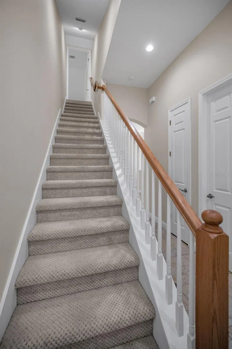 1227 TOSCANO DR