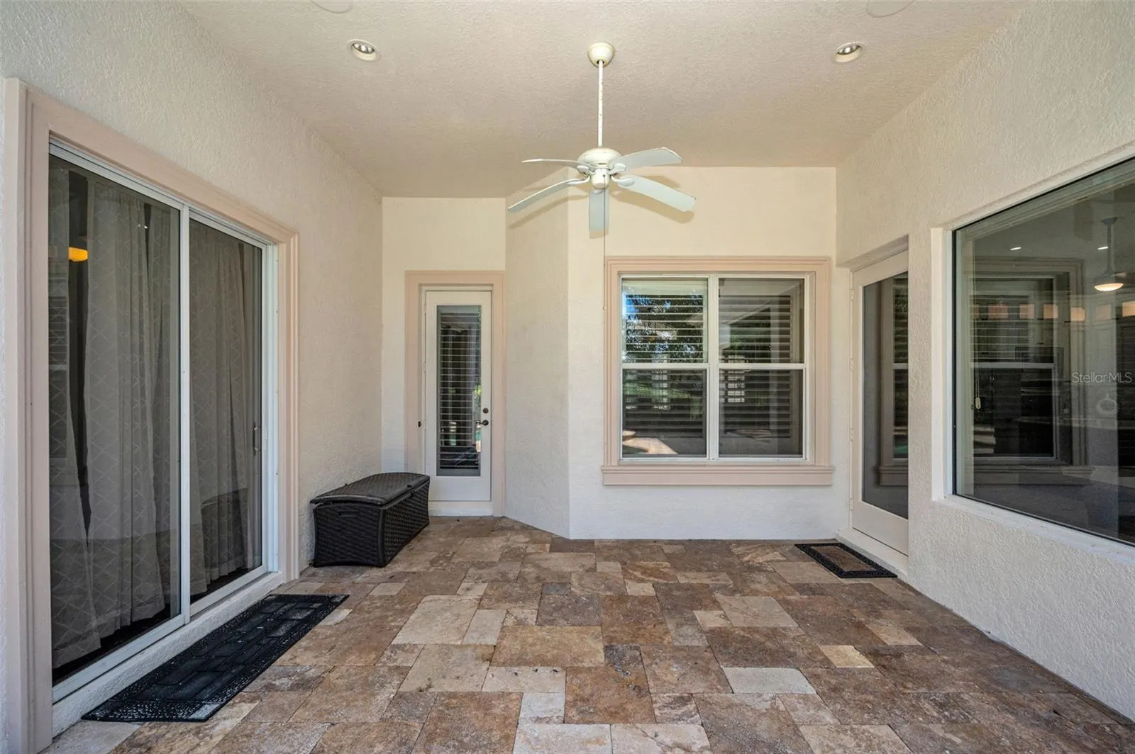 1227 TOSCANO DR