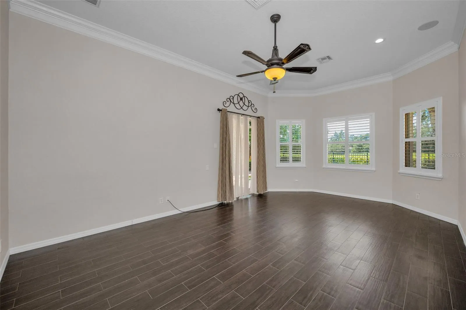 1227 TOSCANO DR