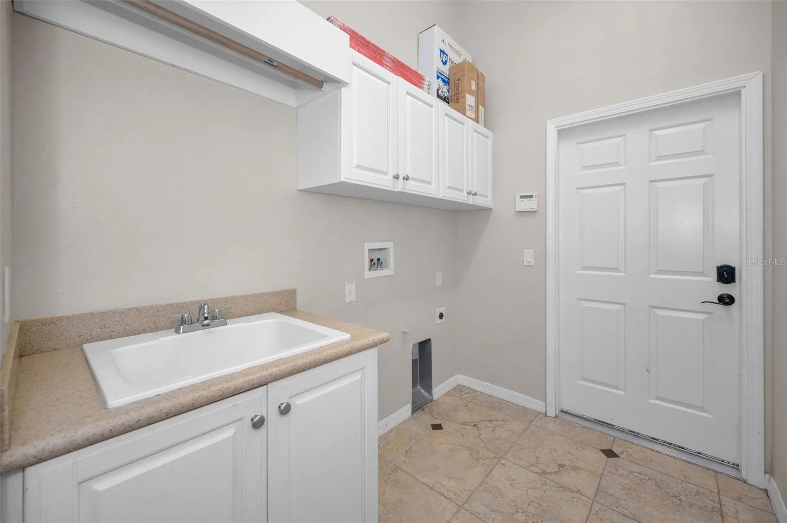 1227 TOSCANO DR