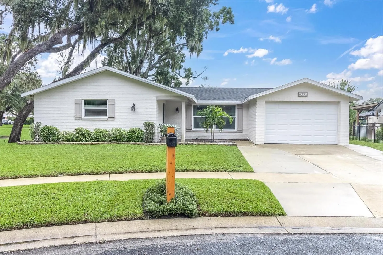4336 CRESTWOOD BLVD