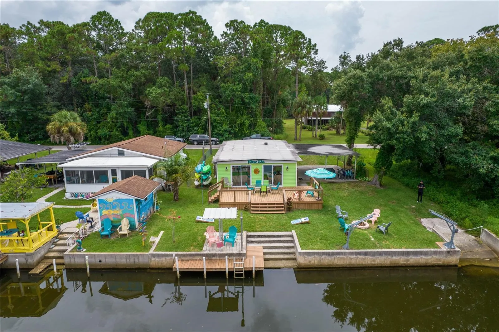 6051 COLONY CIR