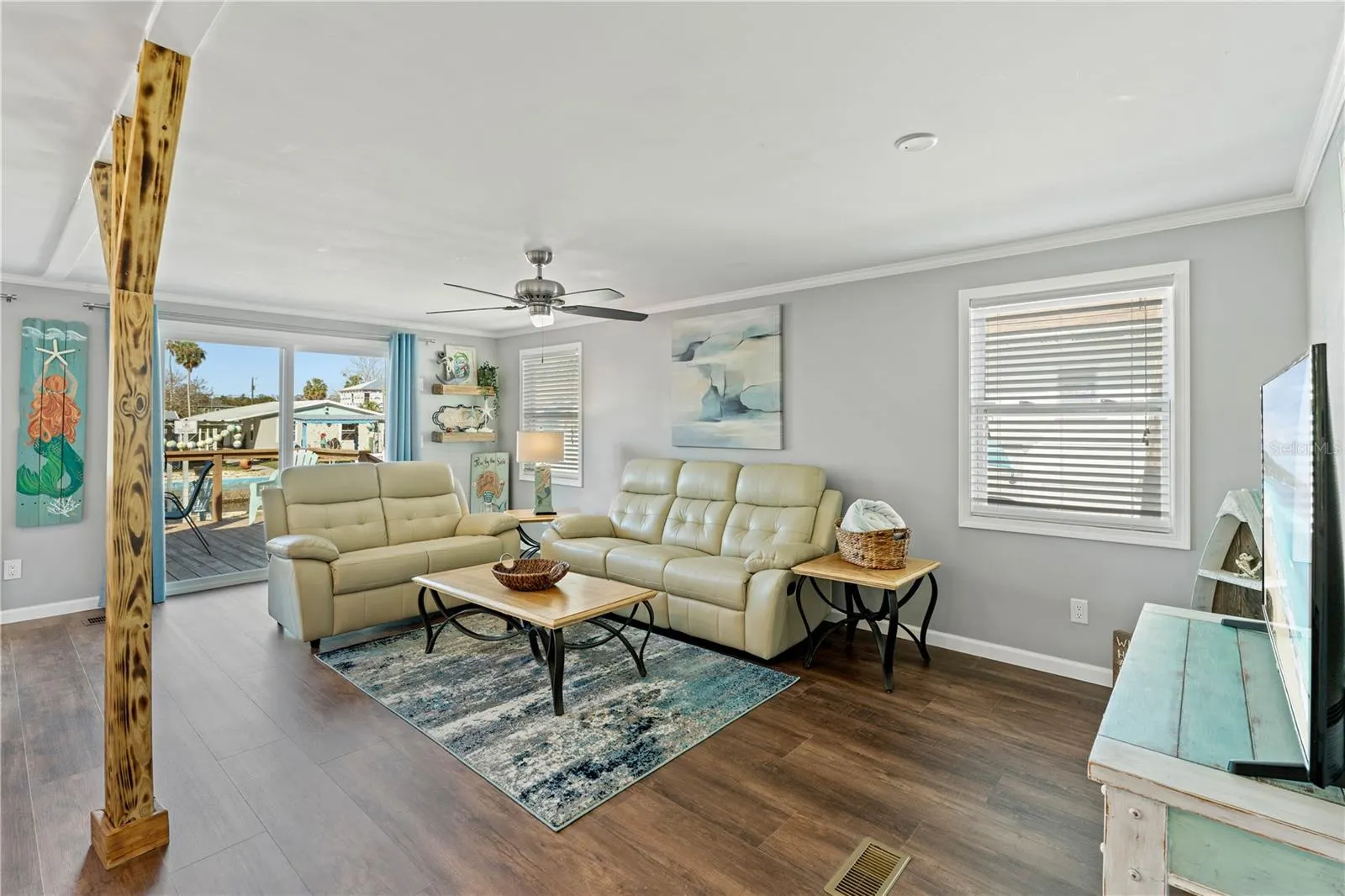 6051 COLONY CIR
