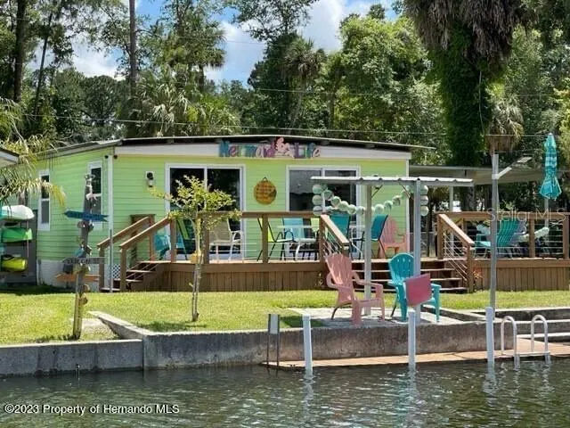 6051 COLONY CIR