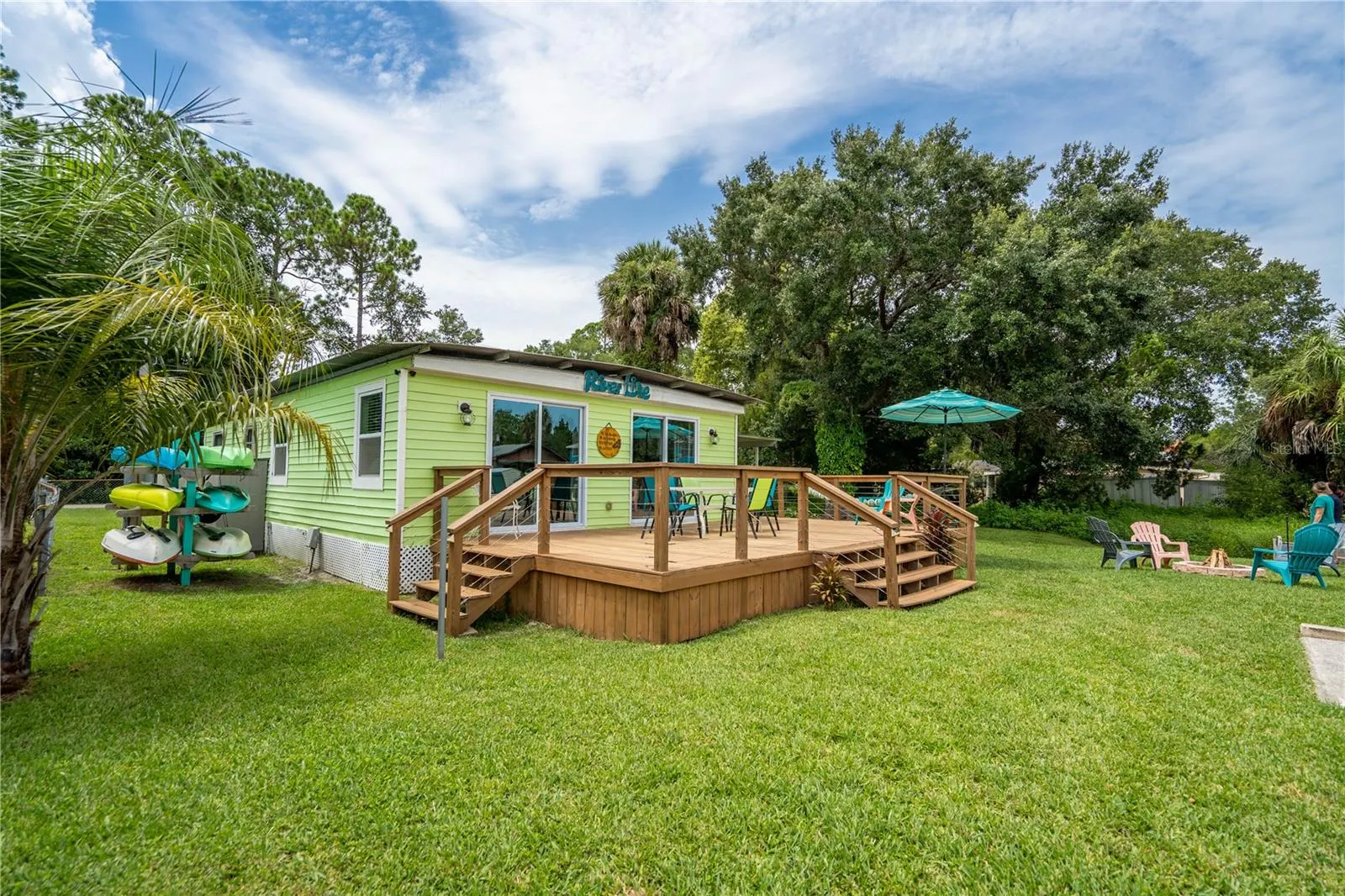 6051 COLONY CIR