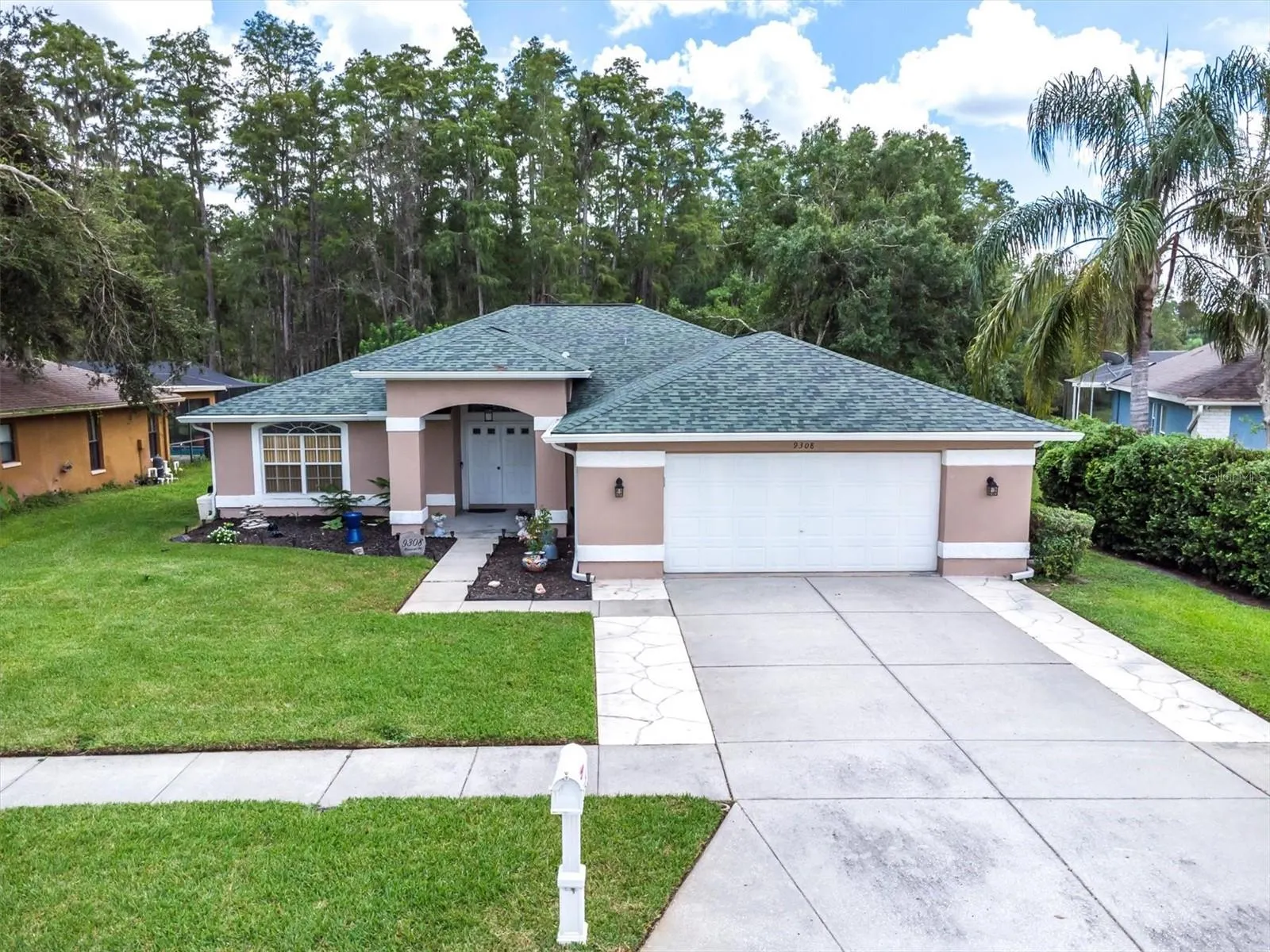 9308 BEARCAT RD