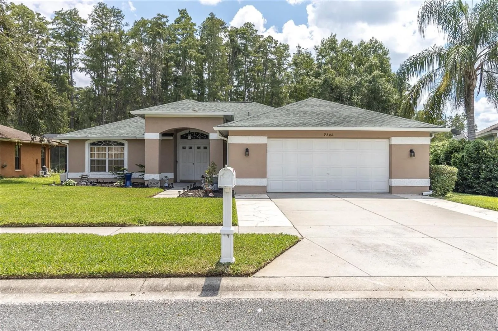 9308 BEARCAT RD