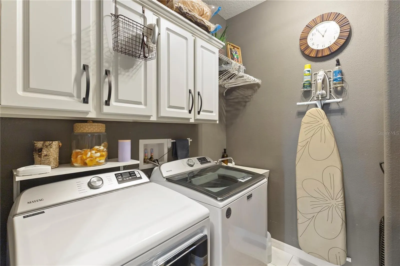1072 S POINTE ALEXIS DR