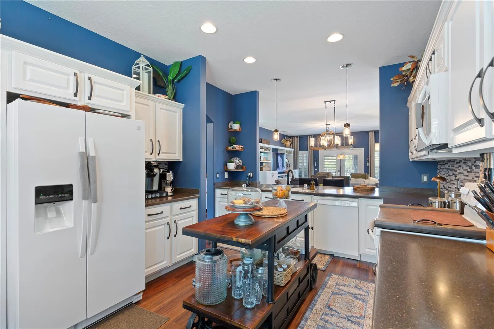 1072 S POINTE ALEXIS DR
