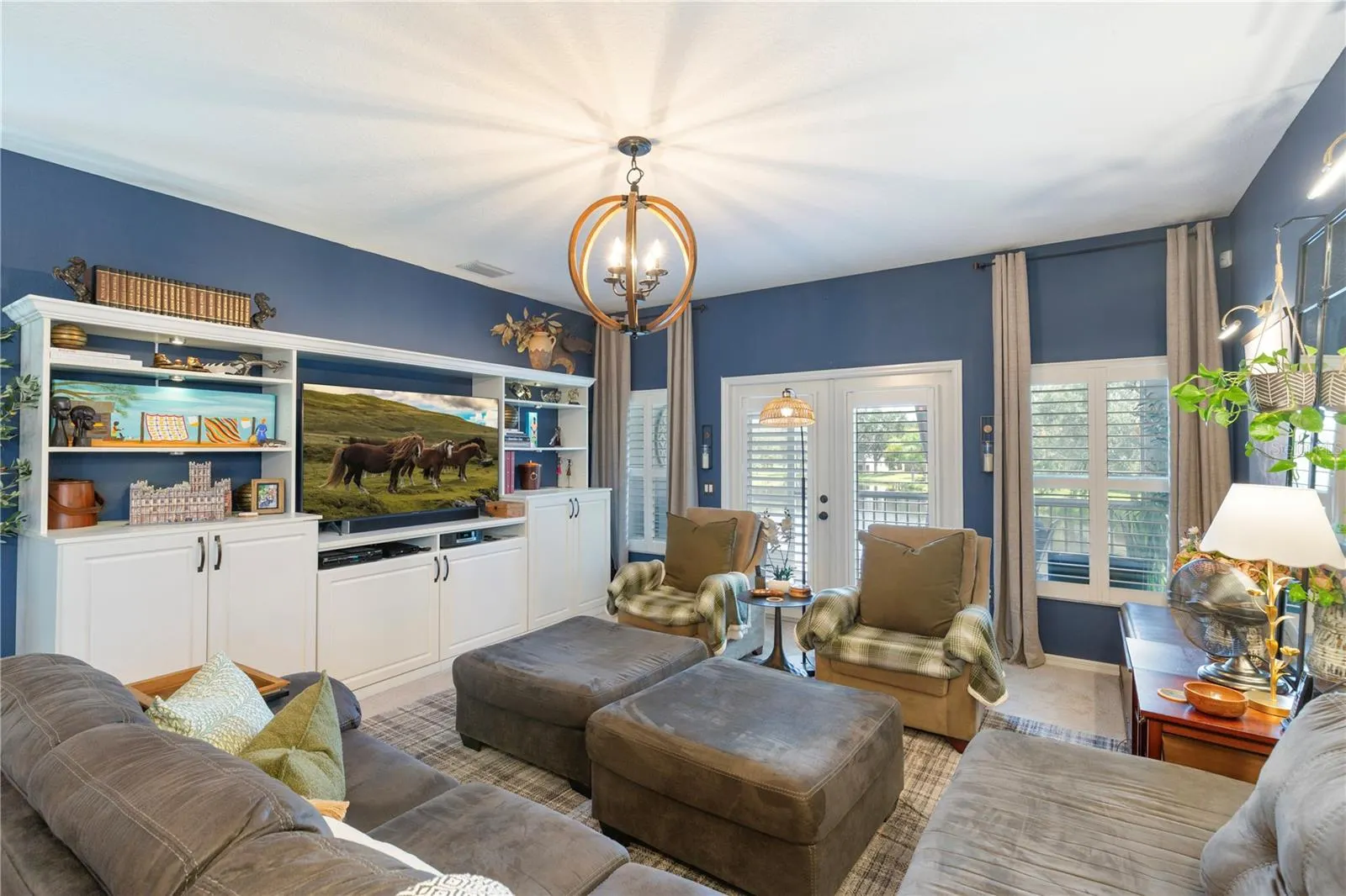1072 S POINTE ALEXIS DR