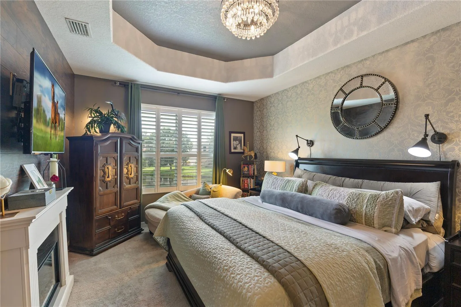 1072 S POINTE ALEXIS DR