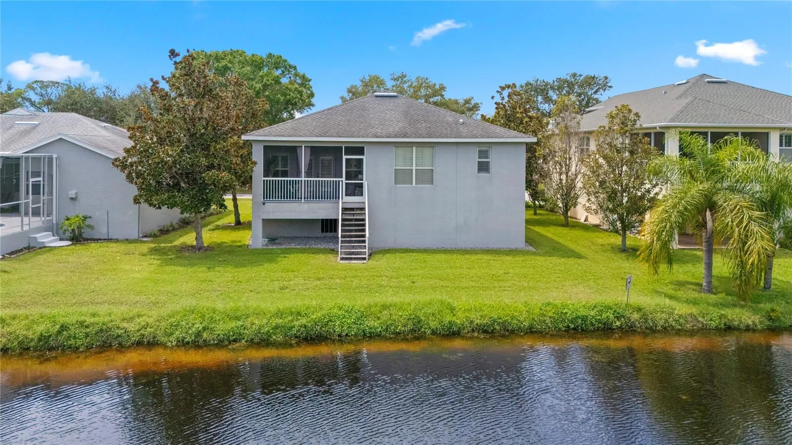 1072 S POINTE ALEXIS DR