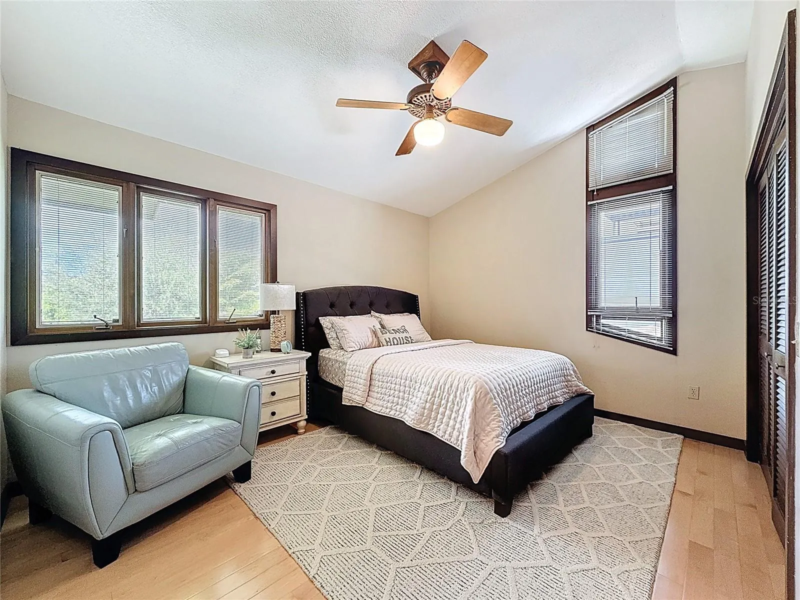 2270 RANCHETTE LN
