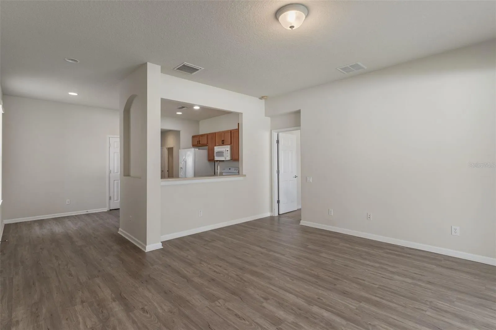 14861 WAKE ROBIN DR